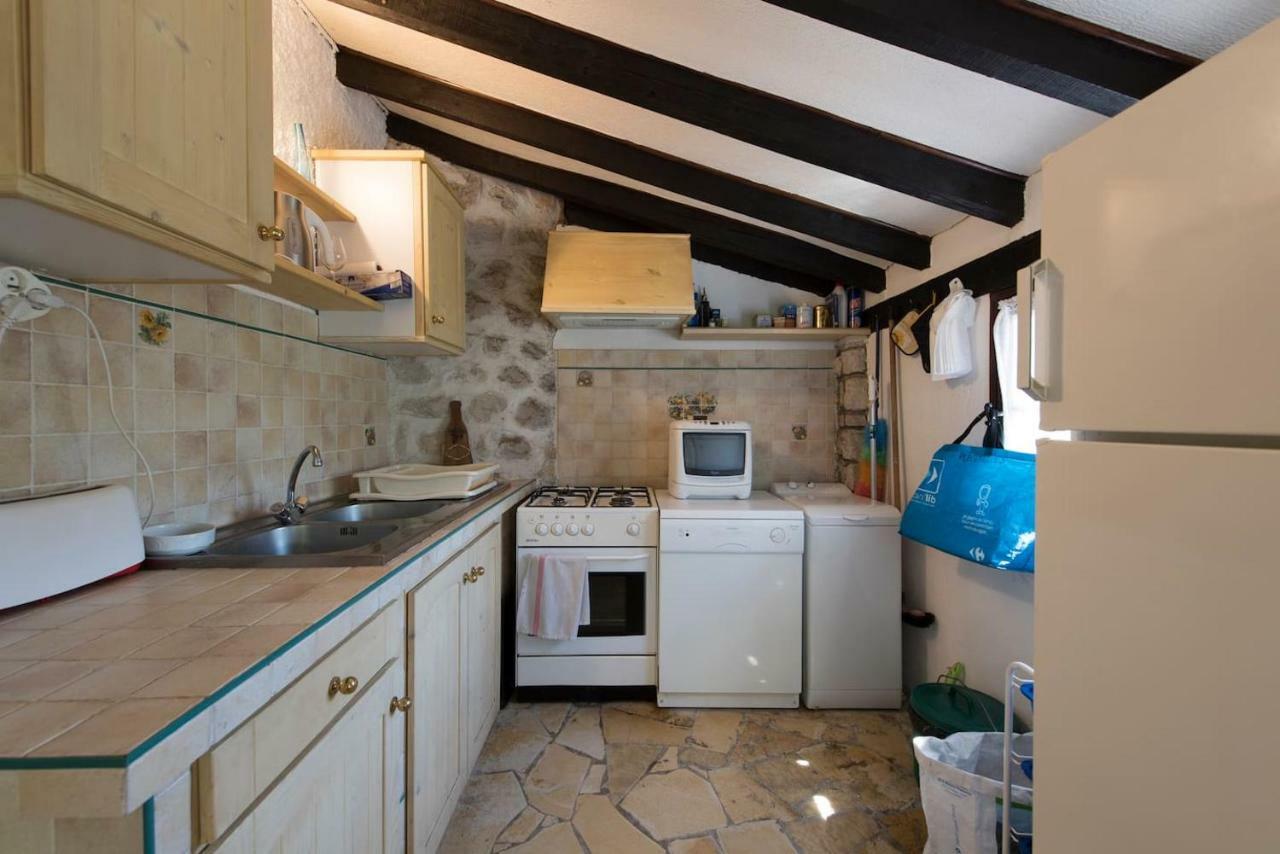 Appartement Clot De Felines Entrevaux Exteriér fotografie